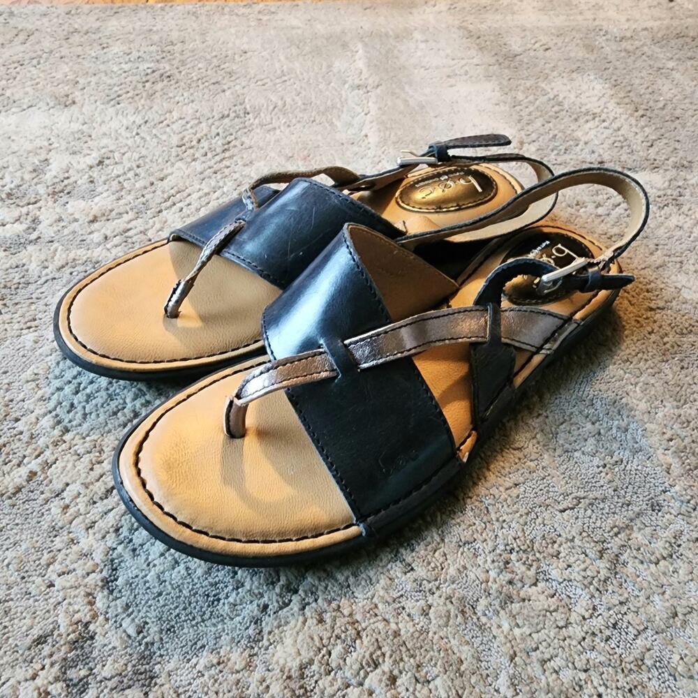 B.O.C Sandals Women's Size 7 37.5 Black Leather Thong Buckle Comfort Flat Shoes
